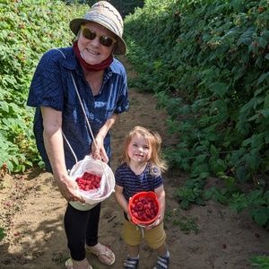 Meet your Posher, Louise